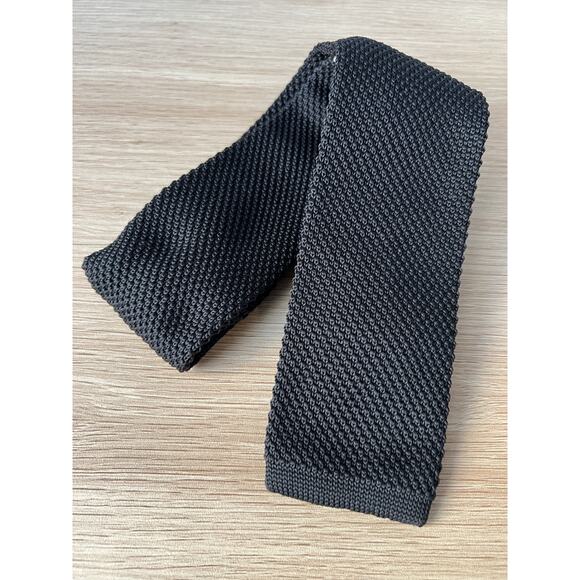 Burma Bibas Hand Made Black Knit Designer Tie - Picture 1 of 6